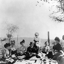 1899 December 3 - Arrives in Los Angeles