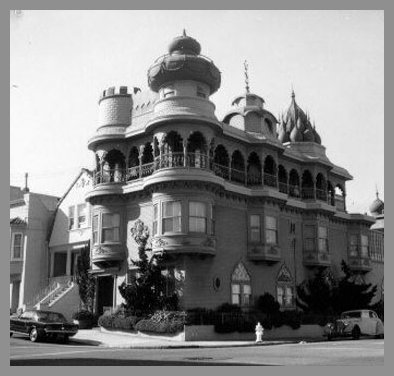 1900 April 14 - Founds Vedanta Society in San Francisco
