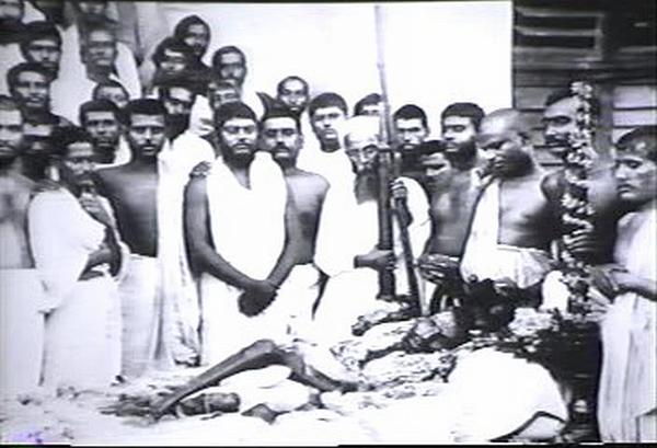 1886 - August 16 Sri Ramakrishna passes away